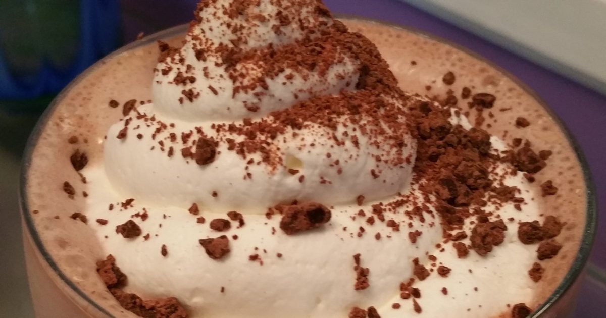 Frozen Hot Chocolate (as featured on The Stir) – GAZELLE MAGAZINE