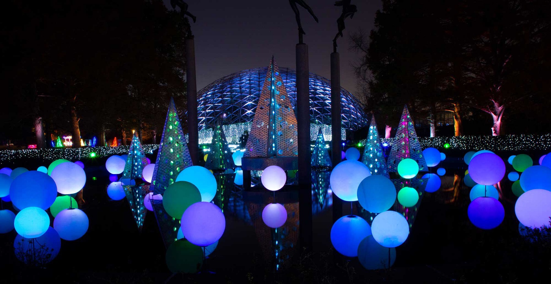 Garden Glow Opens with More Lights, More Nights GAZELLE MAGAZINE