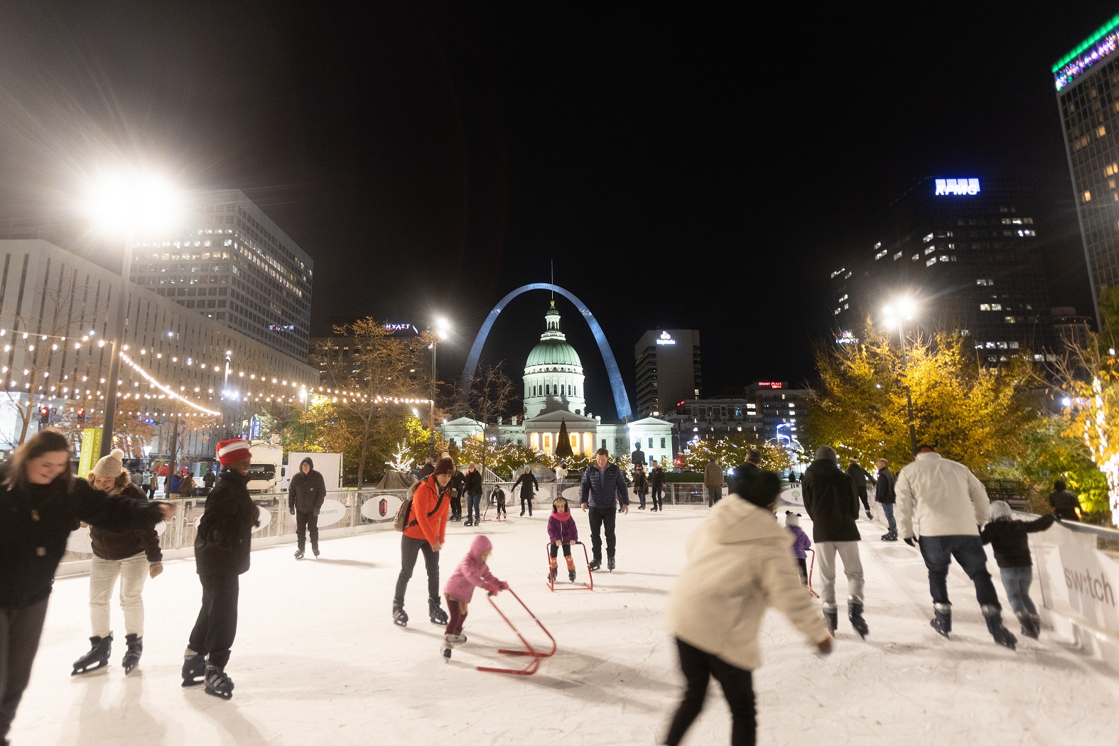 Tims Travels: Winterfest 'Pop-Up' Ice Rink at Kiener Plaza