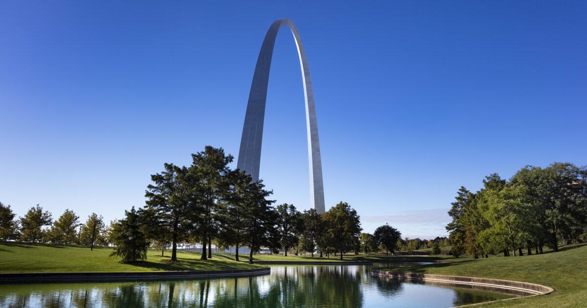 Gateway Arch Sees 40% Upswing in Attendance – GAZELLE MAGAZINE